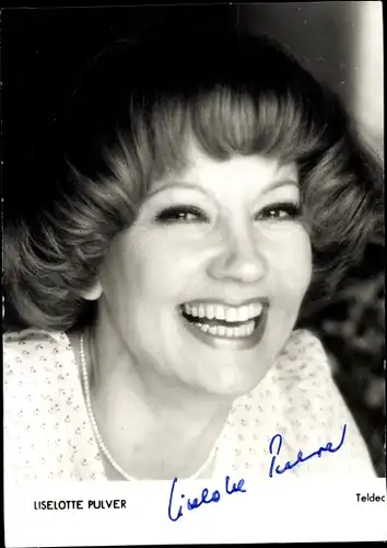 Ak Schauspielerin Liselotte Pulver, Portrait, Autogramm