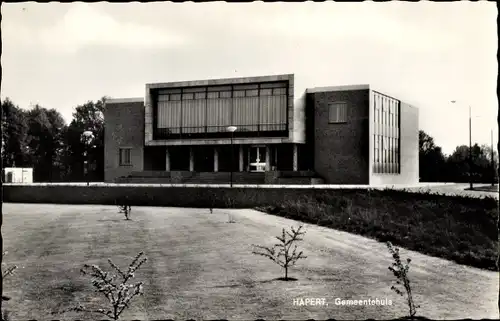 Ak Hapert Nordbrabant, Gemeentehuis