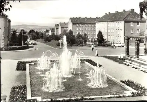 Ak Reichenbach im Vogtland, Blick vom Wasserturm zur Leninstraße, Springbrunnen