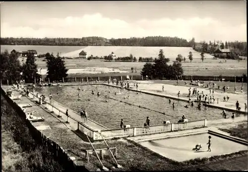 Ak Treuen im Vogtland, Sommerbad