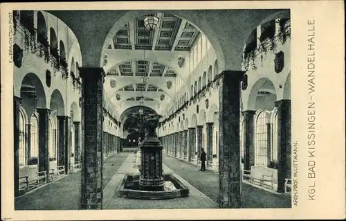 Ak Bad Kissingen Unterfranken Bayern, Blick in die Wandelhalle