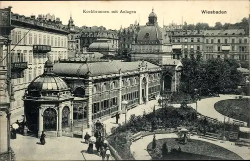 Ak Wiesbaden in Hessen, Kochbrunnen mit Anlagen