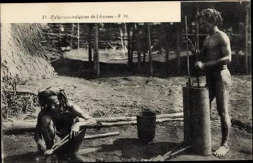 Ak Annam Vietnam, Forgerons indigenes, Schmiede