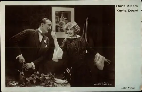 Ak Schauspieler Hans Albers und Xenia Desni, Portrait