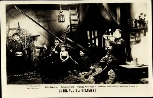Ak Filmszene aus De Big Van Het Regiment, Kaart, Poons, Andriesen, van Eysden, Engers