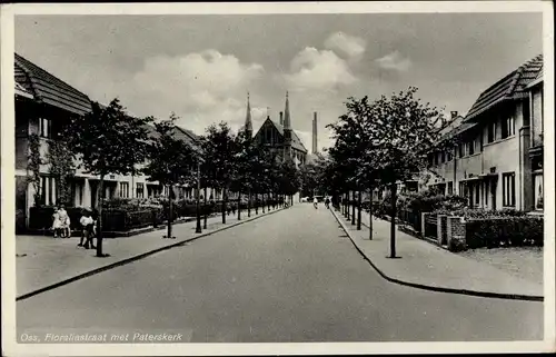 Ak Oss Nordbrabant, Floraliastraat met Paterskerk