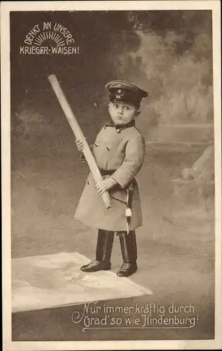 Ak Nur immer kräftig durch, Junge in Uniform, Wohlfahrtskarte Deutscher Verein für Kinderasyle