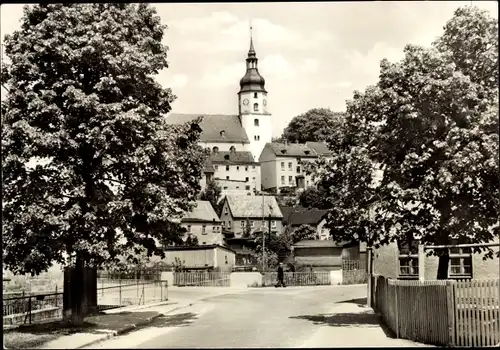 Ak Treuen im Vogtland, Blick zur Kirche