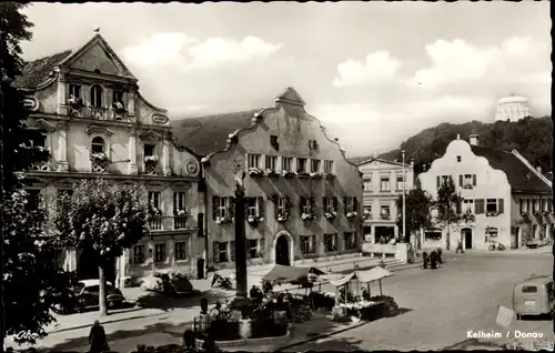 Ak Kelheim an der Donau Niederbayern, Marktplatz, Befreiungshalle