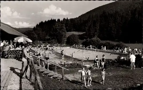 Ak Alpirsbach im Schwarzwald, Schwimmbad im Rötenbächle