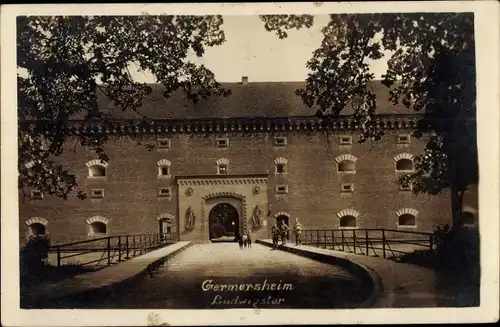 Foto Ak Germersheim am Rhein, Ludwigstor