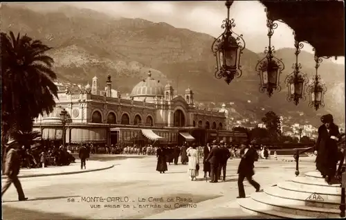 Foto Ak Monte Carlo Monaco, Café de Paris, Passanten vorm Casino