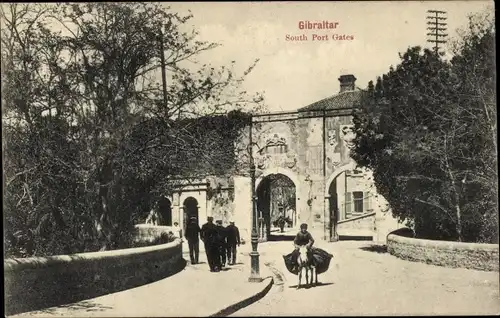 Ak Gibraltar, South Port Gates, Mann auf einem Esel