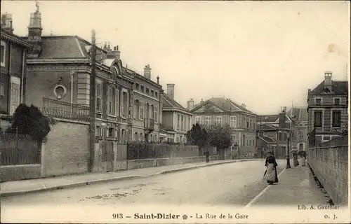 Ak Saint Dizier Haute Marne, La Rue de la Gare
