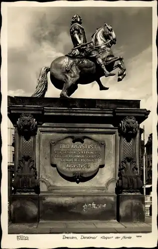 Ak Dresden Neustadt, Der goldene Reiter, Denkmal August der Starke, Friedrich August I.