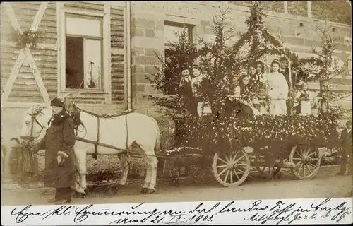 Foto Ak Backnang in Württemberg, Geschmückter Festwagen