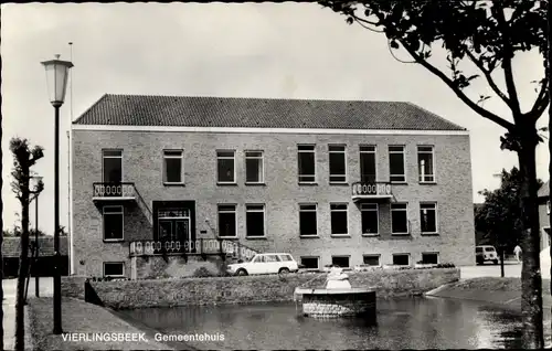 Ak Vierlingsbeek Nordbrabant Niederlande, Gemeentehuis