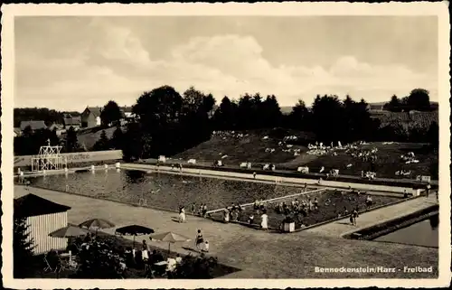 Ak Benneckenstein Oberharz am Brocken, Gesamtansicht vom Freibad