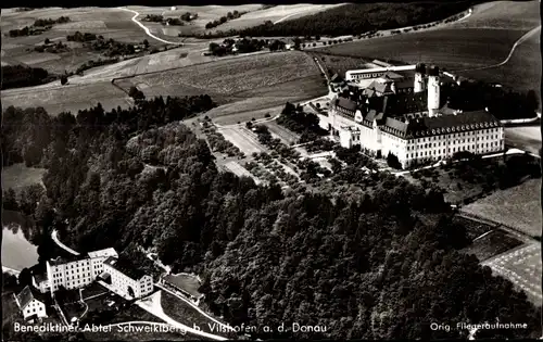 Ak Schweiklberg Vilshofen an der Donau, Benediktinerabtei, Fliegeraufnahme