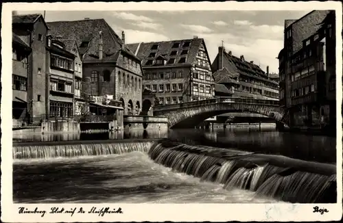 Ak Nürnberg in Mittelfranken, Blick auf die Brücke