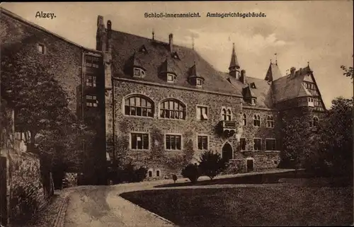 Ak Alzey in Rheinhessen, Schloss-Innenhofansicht, Amtsgerichtsgebäude