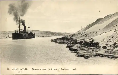 Ak Suez Ägypten, Steamer crossing the trench of Toussoun, Suezkanal