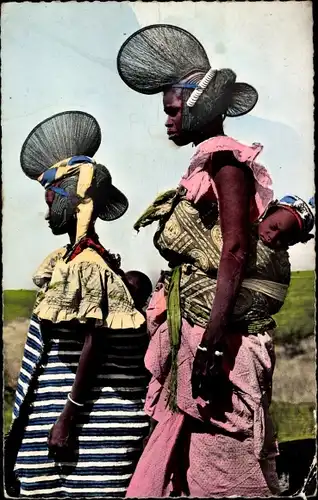 Ak L'Afrique en Couleurs, Jeunes Femmes du Foutadjalon