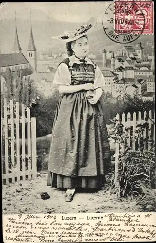 Ak Luzern Stadt Schweiz, Stadtbild, Frau in Luzerner Tracht