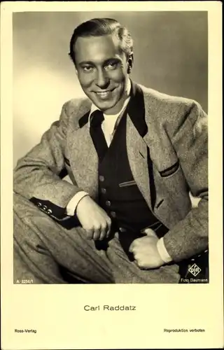 Ak Schauspieler Carl Raddatz, Portrait