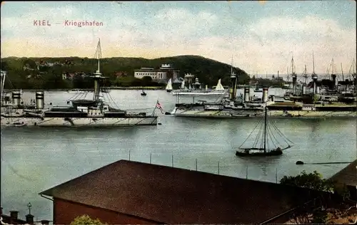 Ak Kiel, Kriegshafen, Kriegsschiffe