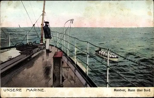 Ak Kaiserliche Marine, Manöver, Mann über Bord