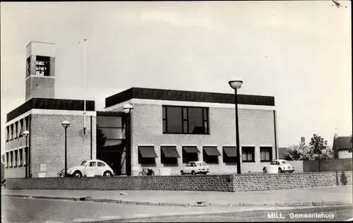 Ak Mill Nordbrabant, Gemeentehuis