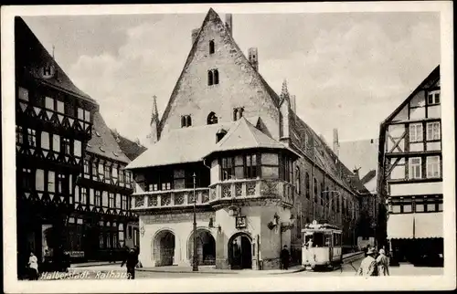 Ak Halberstadt am Harz, Rathaus mit Ratskeller, Straßenbahn