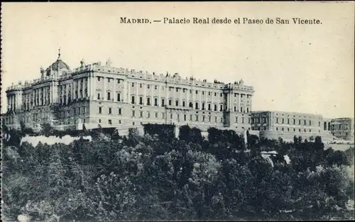 Ak Madrid Spanien, Palacio Real desde el Paseo de San Vicente