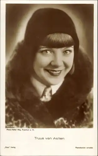 Ak Schauspielerin Truus van Aalten, Portrait, Ross 5773/1