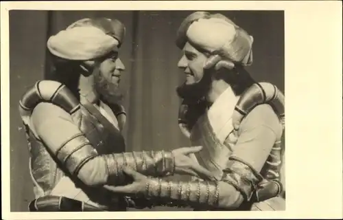 Ak Theaterszene, Schauspieler in Gewand mit Turban