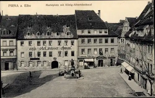 Ak Pirna an der Elbe, Marktplatz mit König Albertddenkmal, Hotel Weißer Schwan, Handlung Braune