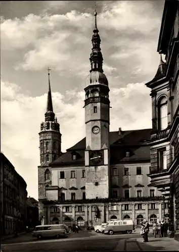 Ak Bautzen in der Oberlausitz, Rathaus am Hauptmarkt, im Hintergrund der Petriturm