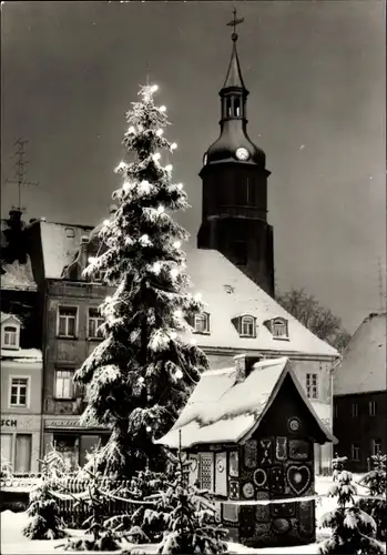 Ak Pulsnitz Sachsen, Weihnachtsmarkt im Schnee