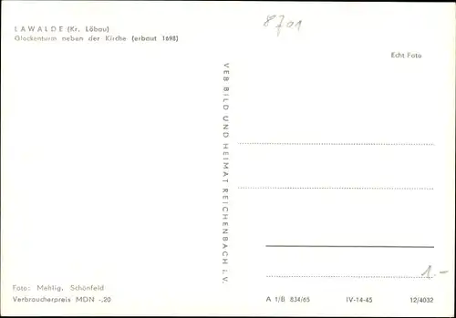 Ak Lawalde in der Lausitz, Glockenturm neben der Kirche
