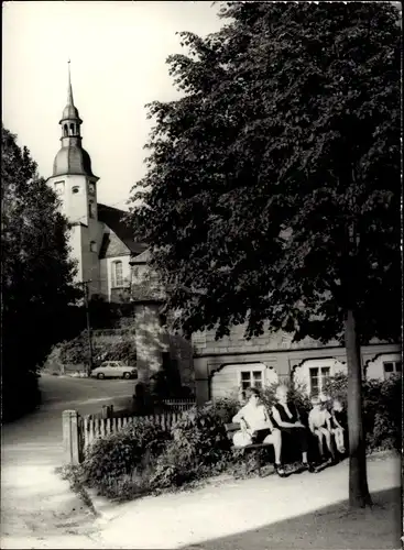 Ak Obercunnersdorf Kottmar in der Oberlausitz, Ortspartie, Kirche