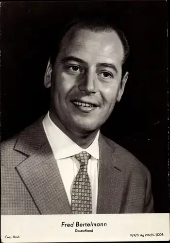 Ak Sänger und Schauspieler Fred Bertelmann, Portrait