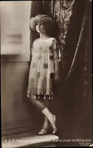 Ak Prinzessin Marie Jose von Belgien, Portrait