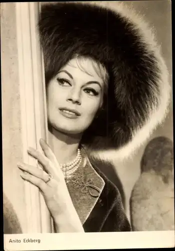 Ak Schauspielerin Anita Ekberg, Boccaccio 70, Portrait