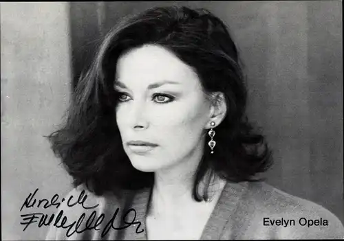 Ak Schauspielerin Evelyn Opela, Portrait, Ohrring, Autogramm
