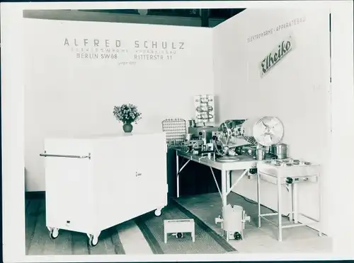 Foto Messestand, Alfred Schulz Elektrowärme Apparatbau, Berlin, Ritterstraße 11, 4. Oktober 1954