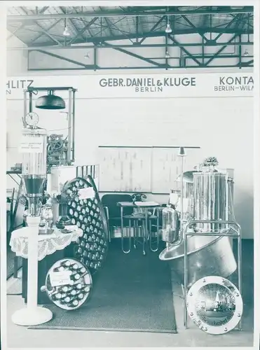 Foto Messestand, Gebrüder Daniel & Kluge Berlin, 1. Oktober 1950