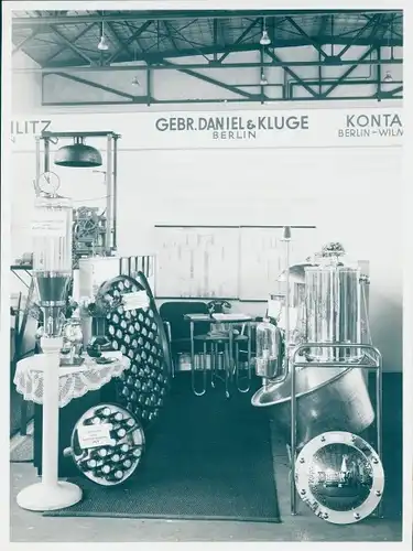 Foto Messestand, Gebrüder Daniel & Kluge Berlin, 1. Oktober 1950