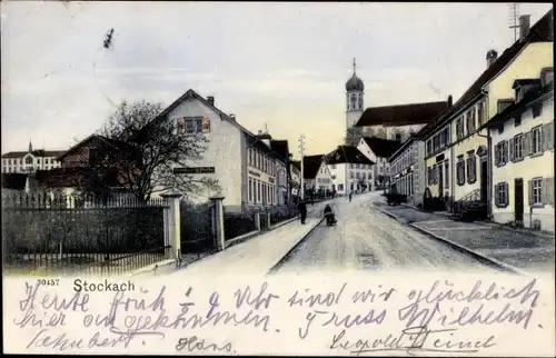 Ak Stockach im Hegau Baden, Straßenpartie, Häuser, Kirche