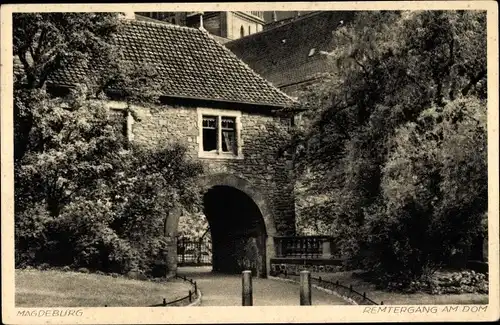 Ak Magdeburg an der Elbe, Remtergang am Dom